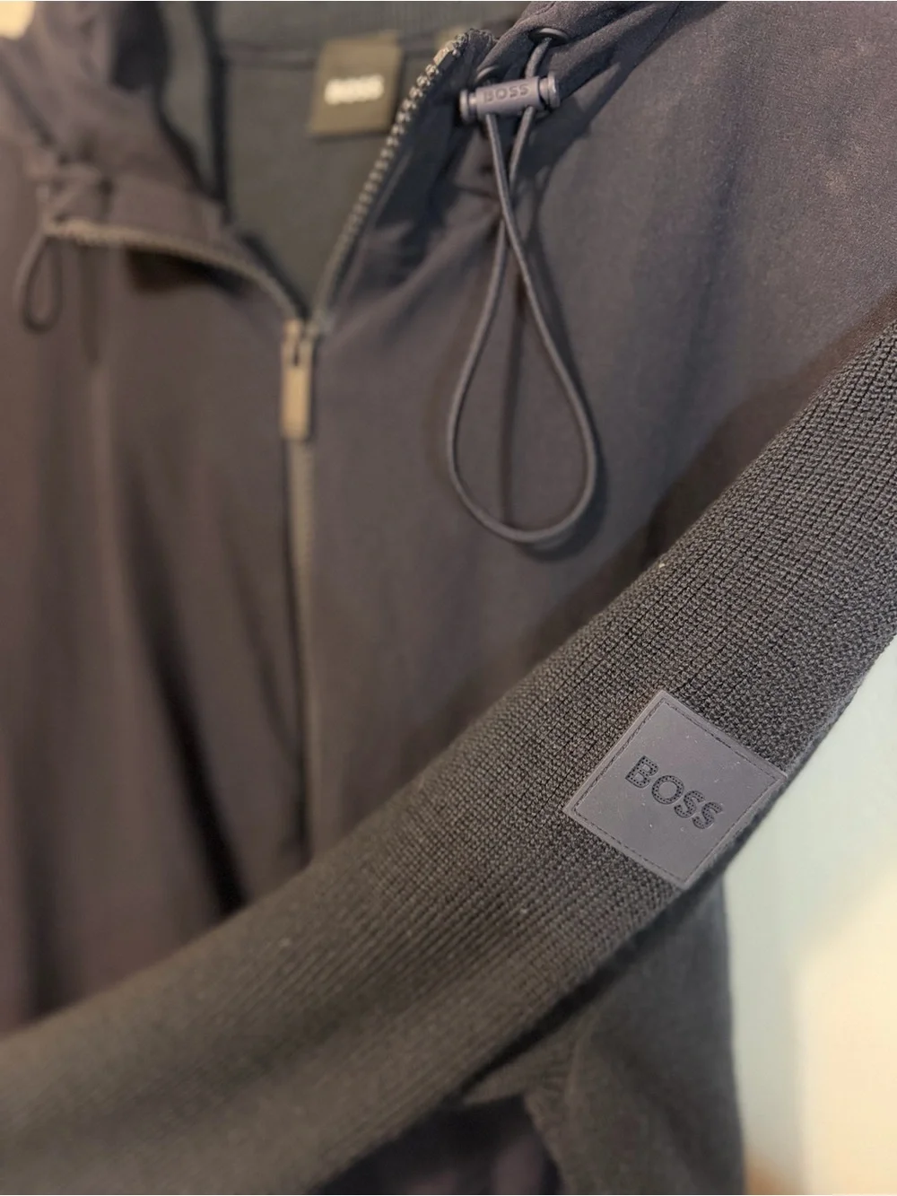 BOSS Men's Hooded SOFTSHELL JACKET KNITTED Large tech travel performance